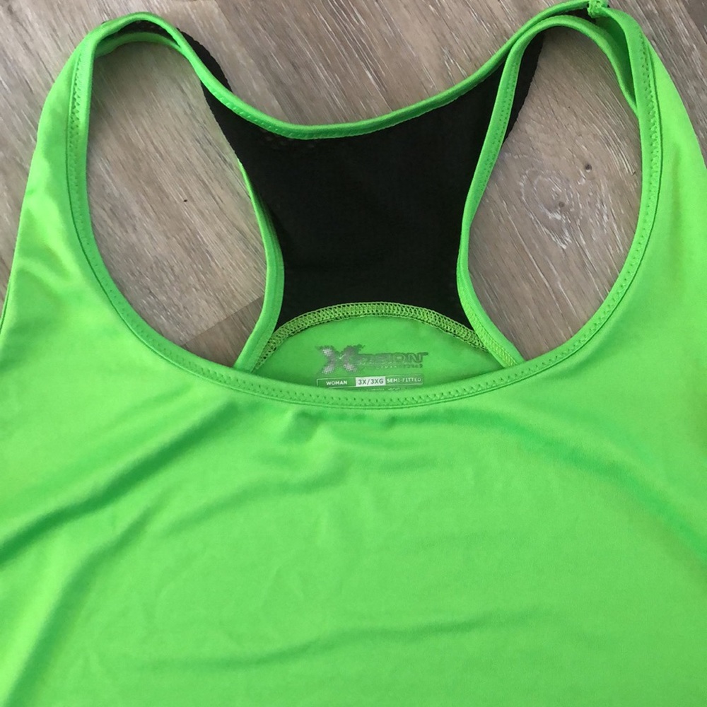 Xersion Performance Wear - Picture 3 of 7